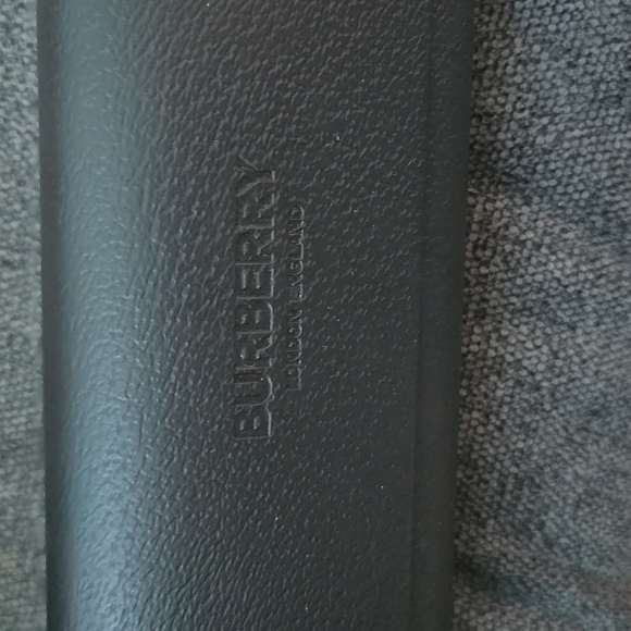 Burberry Black Eyeglasses Case Or Sunglasses Hard Shell Case 6.5 X 2.5 X 2 Inch
